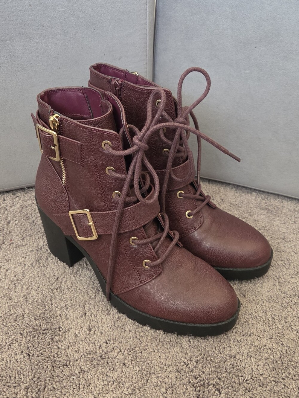 Sun + Stone Burgundy Lace-Up Block Heel Ankle Boots with Double Buckle, Sz7, NIB